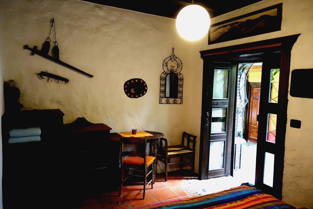 El Porvenir Hostel Los Llanos De Aridane Bilik gambar