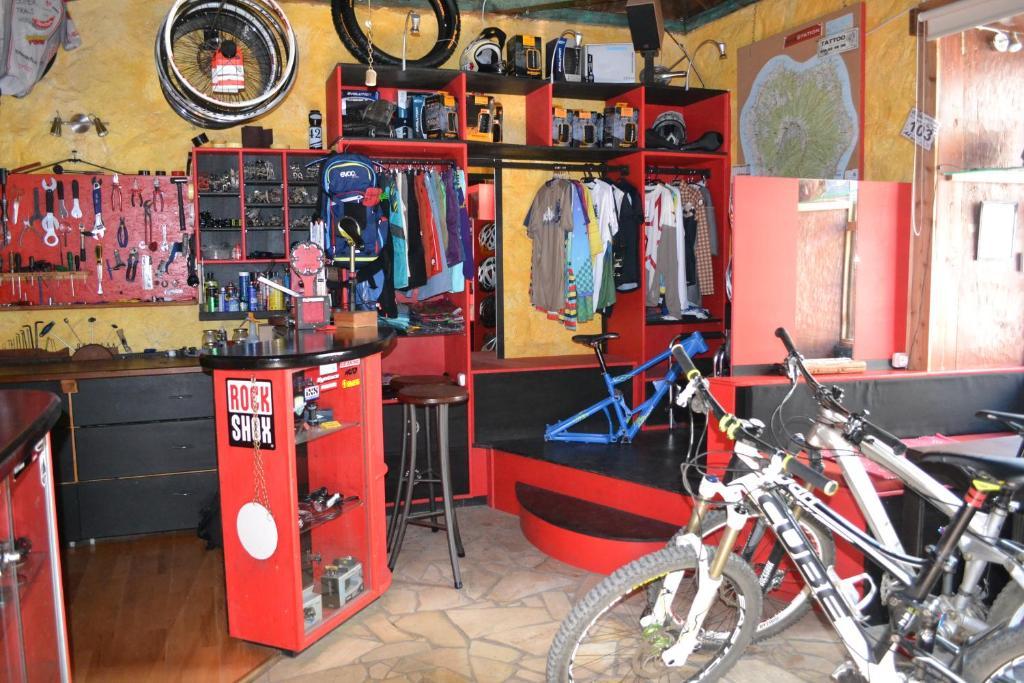 El Porvenir Hostel Los Llanos De Aridane Luaran gambar