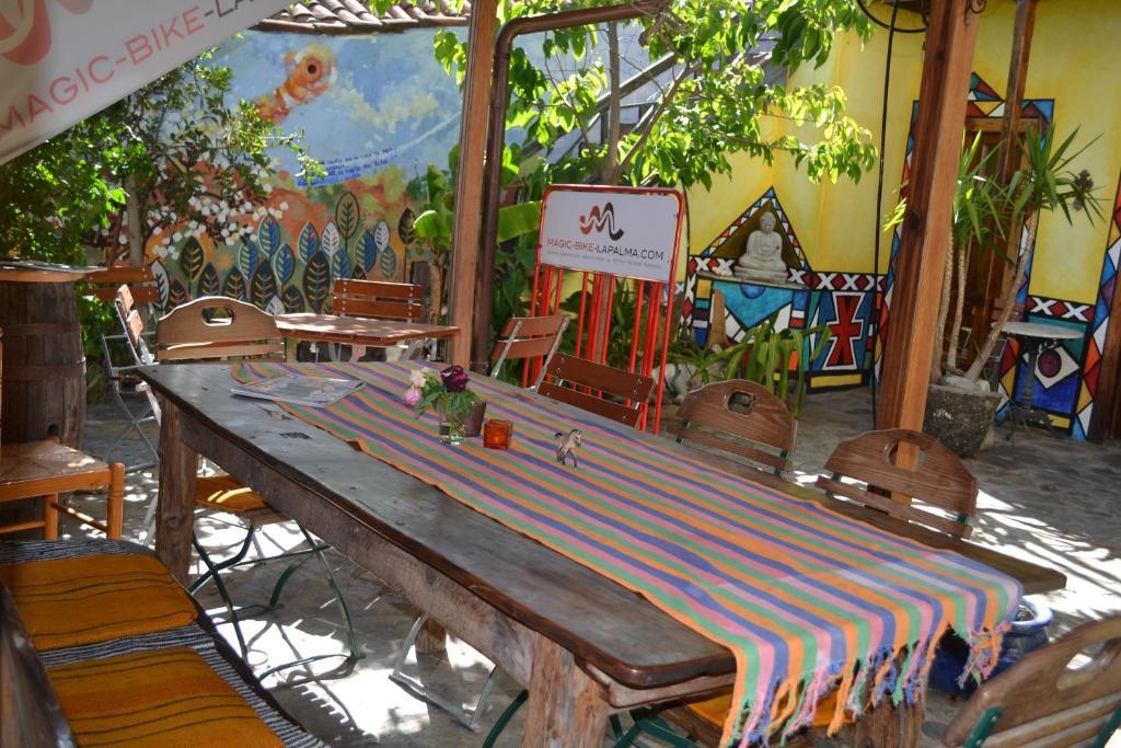 El Porvenir Hostel Los Llanos De Aridane Luaran gambar